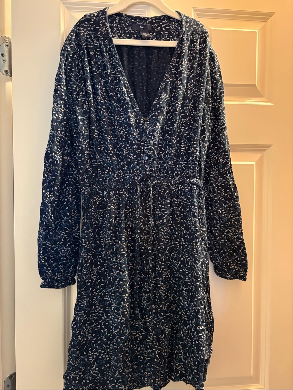 GAP Long Sleeve V-Neck Floral Dress - Navy
